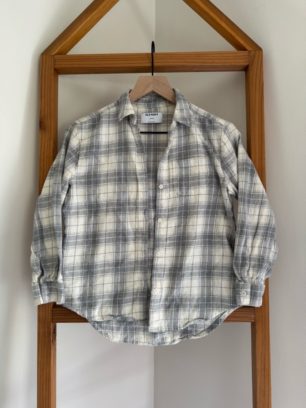 Old Navy White and Gray Plaid Button-Down Shirt